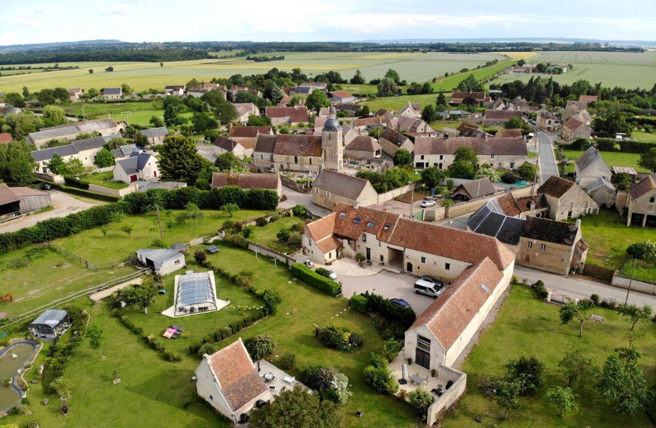Les Gites Du Douet Du Houlle Courcy  Buitenkant foto